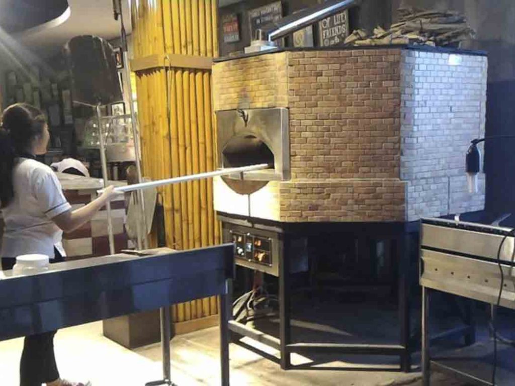 Aurora 120 brown Oven Pizza Brick Lava Stones Wood Gas Bali Indonesia Asia 400 024