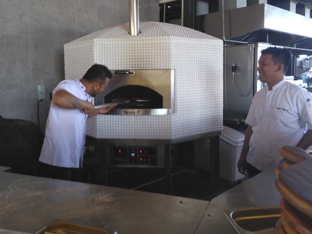 Aurora 120 ceramicwhite Oven Pizza Brick Lava Stones Wood Gas Bali Indonesia Asia 400 074