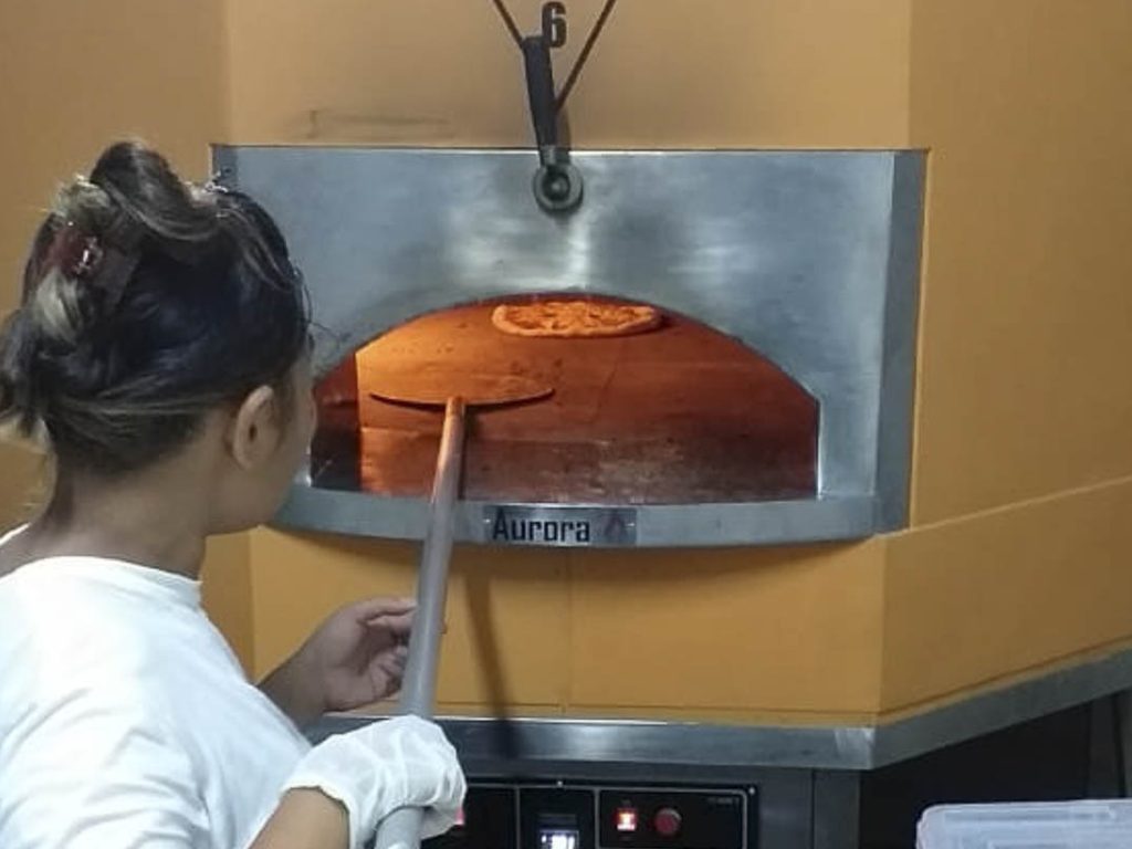 Aurora 120 orange Oven Pizza Brick Lava Stones Wood Gas Bali Indonesia Asia 400 008