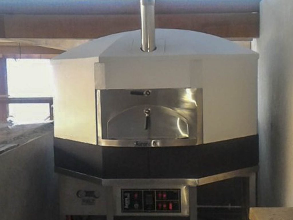 Aurora 120 white Oven Pizza Brick Lava Stones Wood Gas Bali Indonesia Asia 400 034