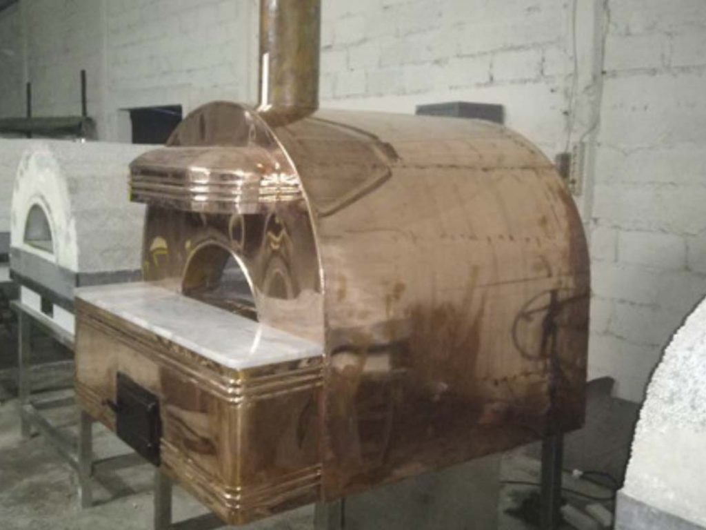 Aurora 90 brass Oven Pizza Brick Lava Stones Wood Gas Bali Indonesia Asia 200 023