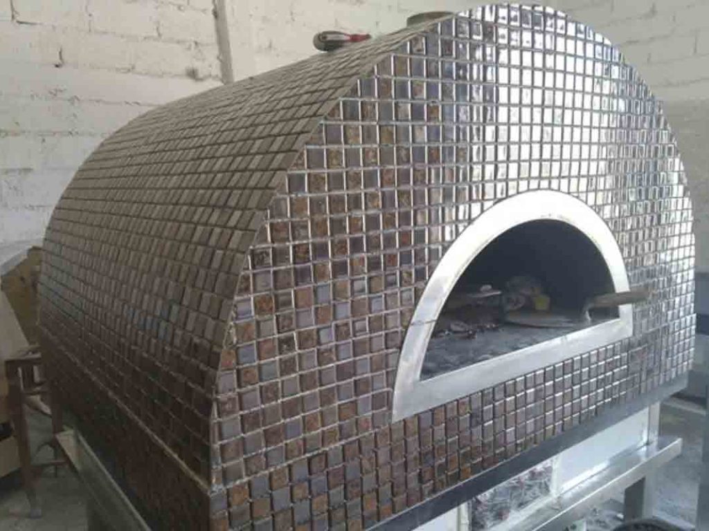 Aurora 90 brown Oven Pizza Brick Lava Stones Wood Gas Bali Indonesia Asia 200 014