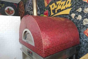 Aurora 90 red Oven Pizza Brick Lava Stones Wood Gas Bali Indonesia Asia 200 047