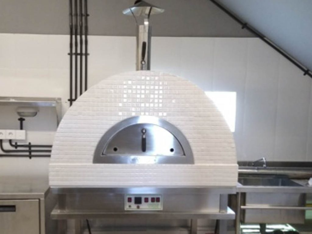 Aurora 90 white Oven Pizza Brick Lava Stones Wood Gas Bali Indonesia Asia 200 017