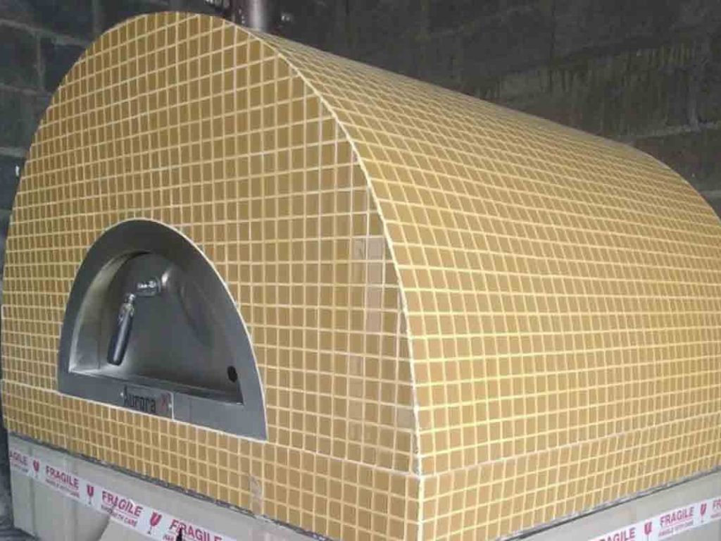 Aurora 90 yellow Oven Pizza Brick Lava Stones Wood Gas Bali Indonesia Asia 200 013