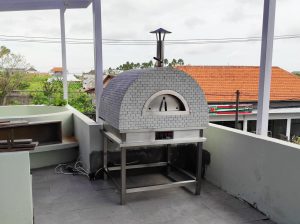 White Pizza Ovens in Beautifull Restaurant - Aurora Model 90